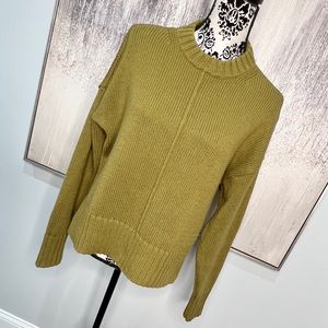 Knit Sweater Olive Medium